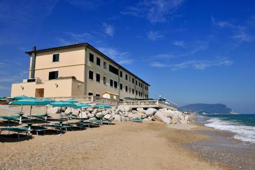 Foto degli esterni Hotel Il Brigantino