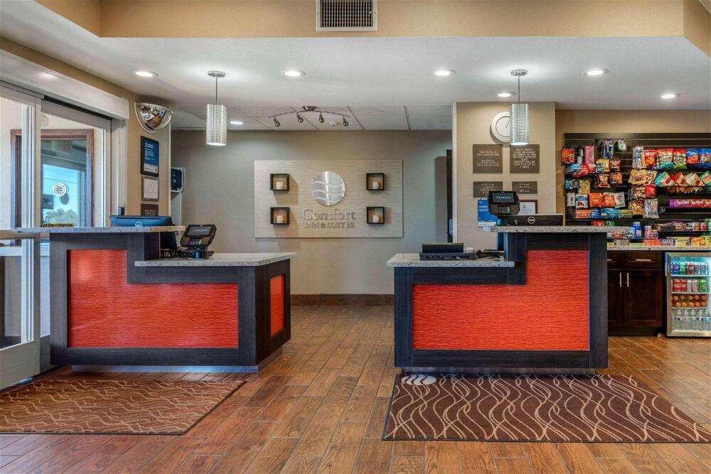 Foto general de Hotel Comfort Inn &amp;amp; Suites Sacramento - University Area