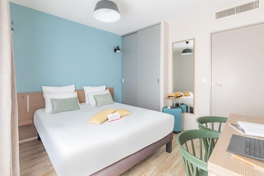 Foto de una habitación de Appart&amp;#039;City Valence Centre