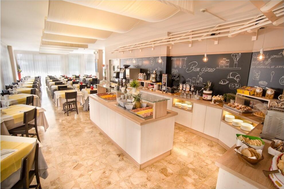 Foto de restauración de Hotel Azzorre &amp;amp; Antille
