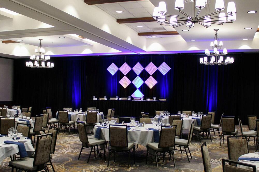 Foto de restauración de Hotel Hilton Sacramento Arden West