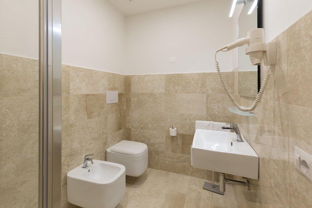 Foto del baño de Hotel San Francisco