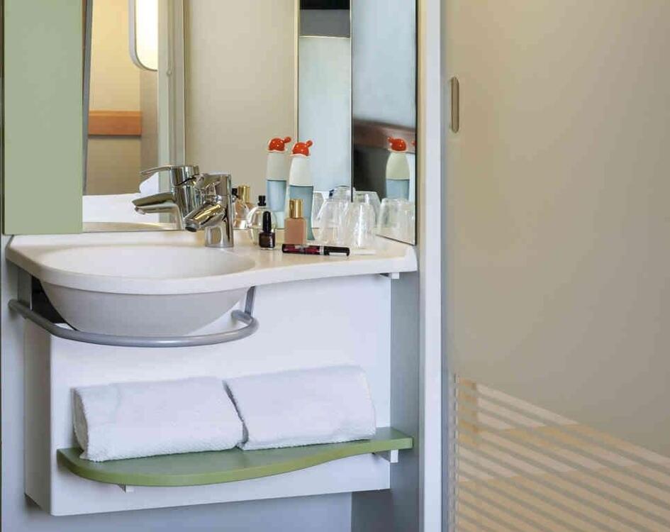 Foto del baño de Hotel Ibis Budget Valencia Alcasser