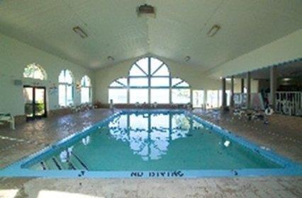 Facilities – Hotel Baymont by Wyndham St. Ignace Lakefront