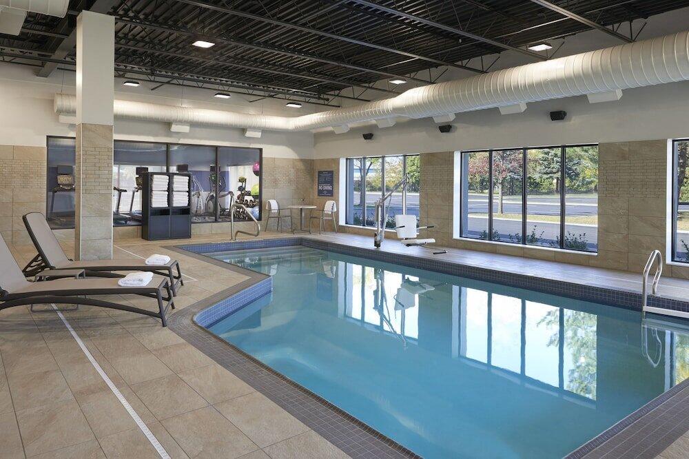 Foto de los servicios de Hotel Four Points by Sheraton Hamilton - Stoney Creek