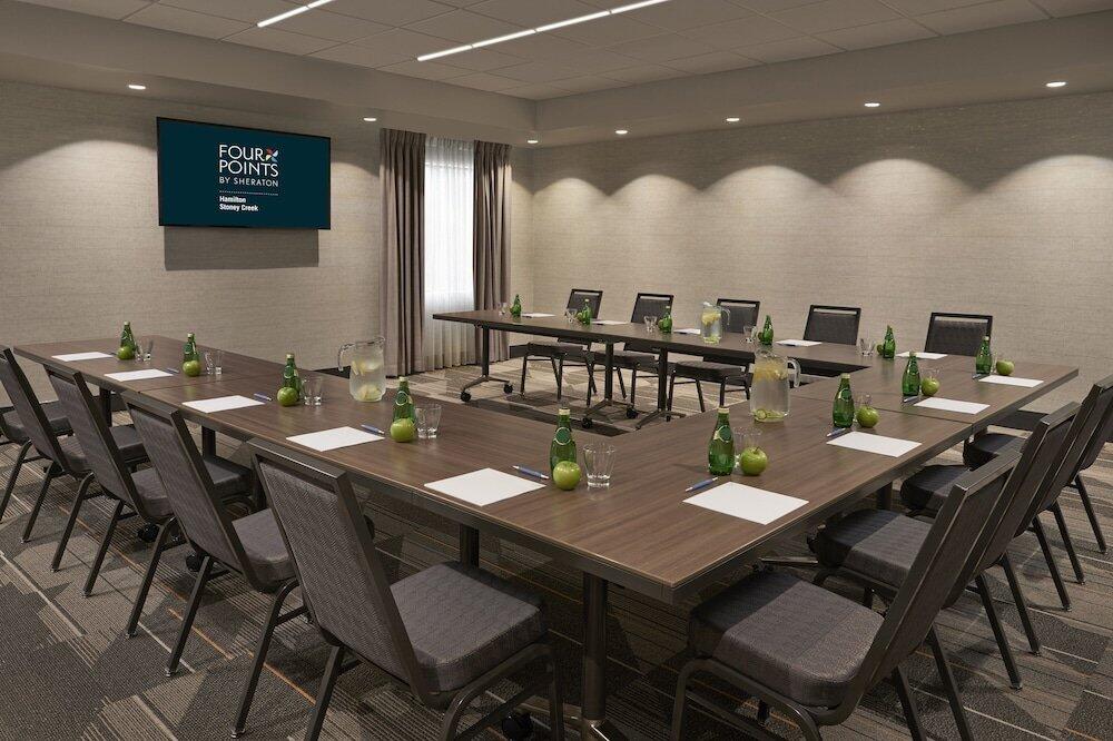 Foto general de Hotel Four Points by Sheraton Hamilton - Stoney Creek