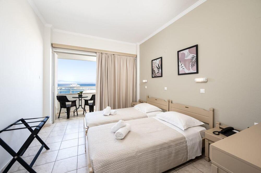 Foto de una habitación de Zephyros Hotel