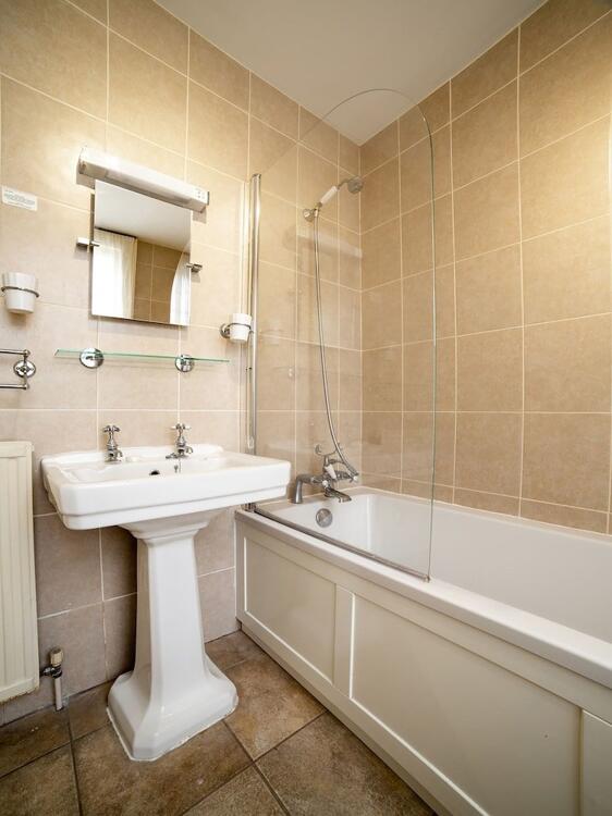 Foto del baño de Hotel OYO Bailbrook Lodge
