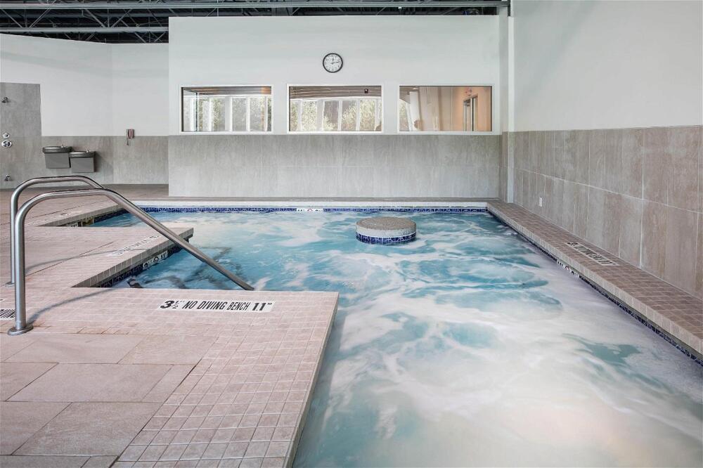 Facilities – Holiday Inn Express &amp;amp; Suites Ludington, an IHG Hotel