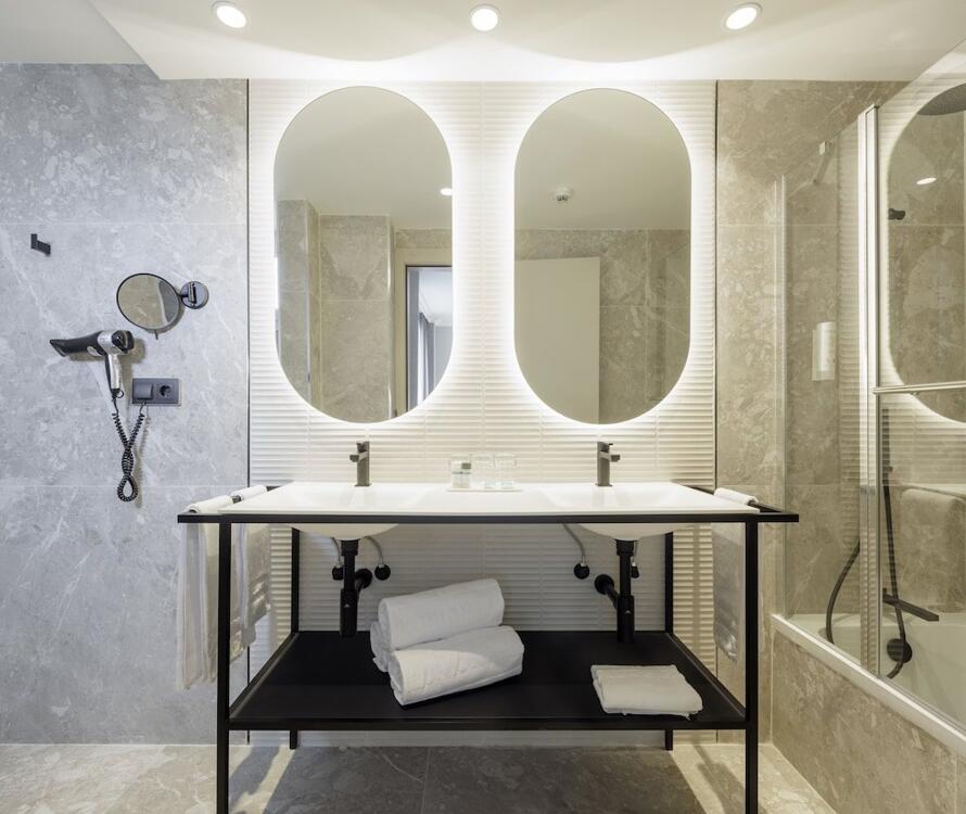 Foto del baño de Hotel Ilunion San Sebastián