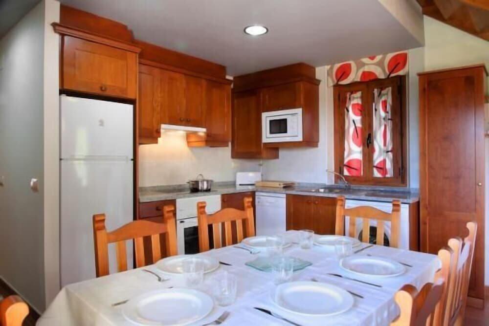 Foto de una habitación de Apartamentos Casas Pirineo, Ainsa