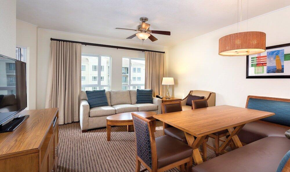 Foto de las zonas nobles de Hotel Club Wyndham Oceanside Pier Resort