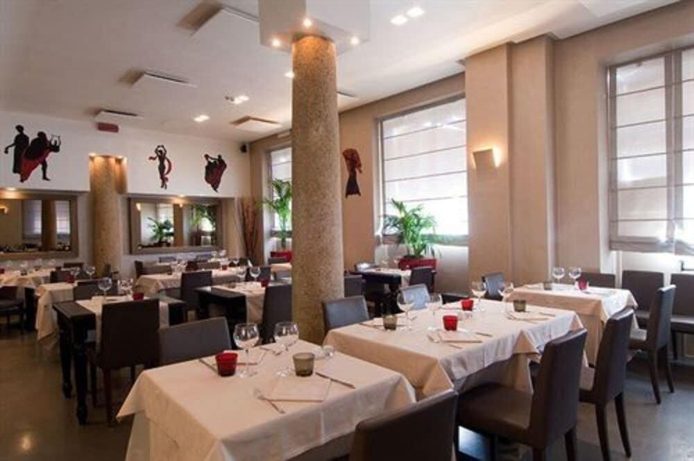 Foto de restauración de Hotel Sempione