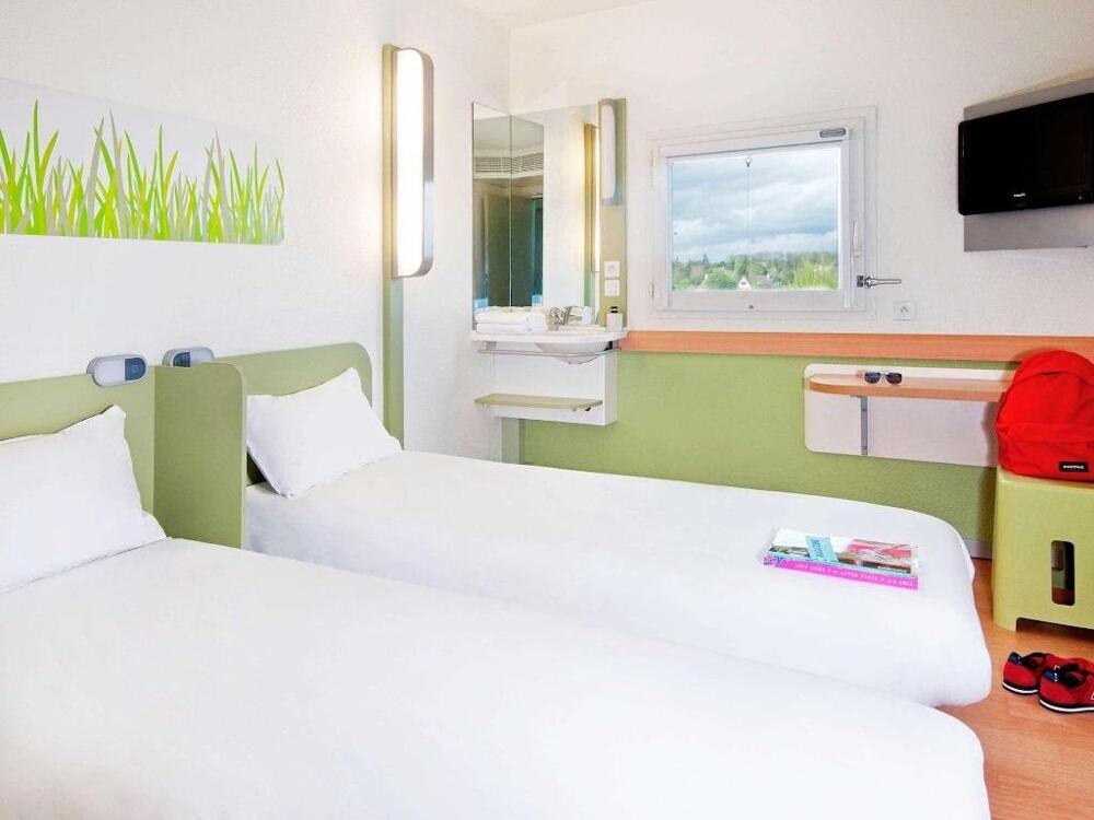 Foto general de Hotel ibis budget Istres Trigance