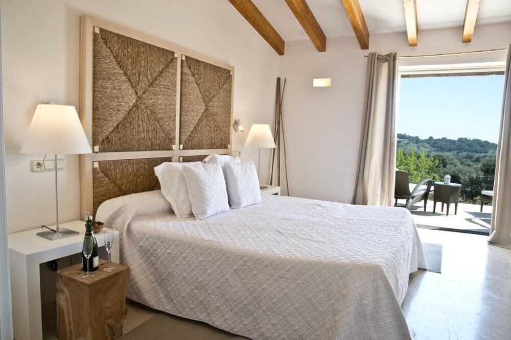 Foto de una habitación de Cases de Son Barbassa Hotel &amp;amp; Restaurant