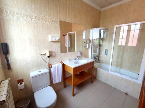 Foto del baño de Hotel San Camilo