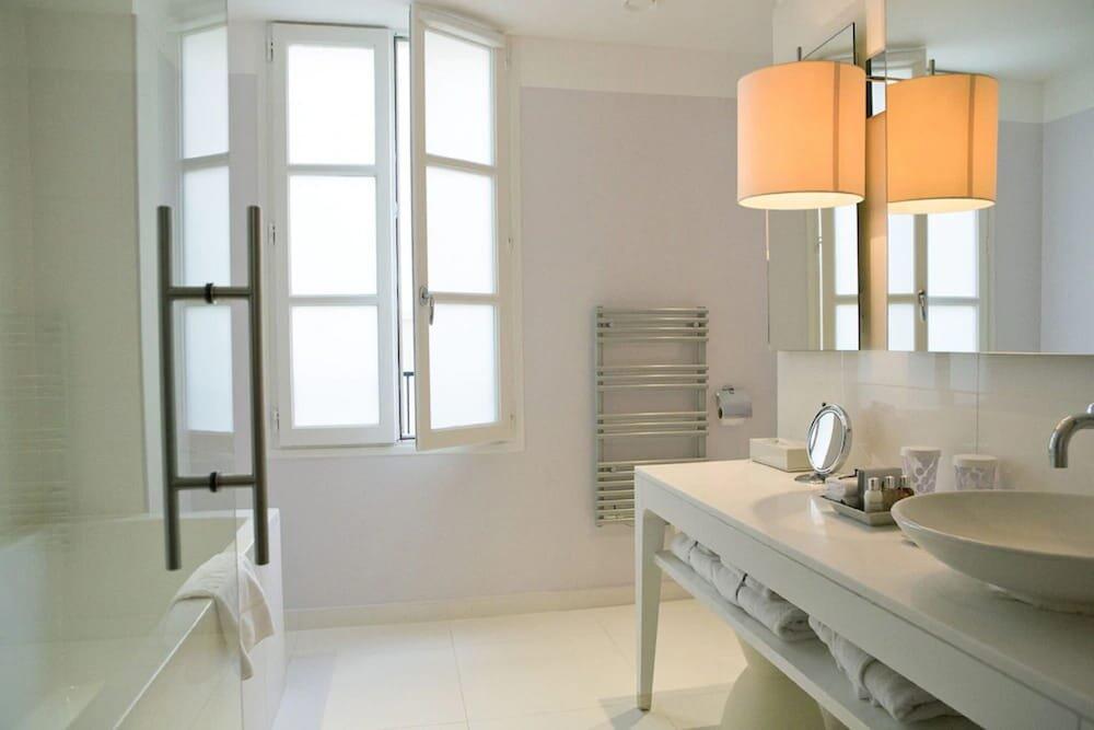 Foto del baño de Hotel Le Placide Saint-Germain Des Prés