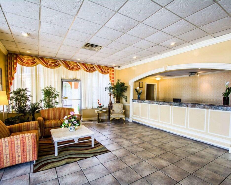 Foto de las zonas nobles de Hotel Econo Lodge Port Canaveral Area