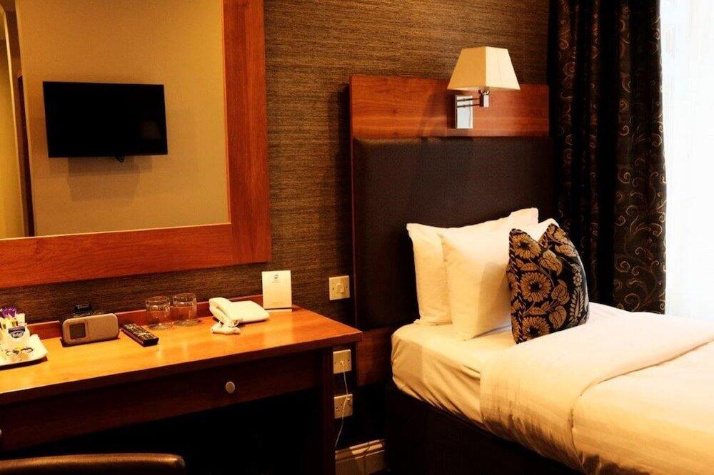 Foto de una habitación de Best Western Garfield House Hotel