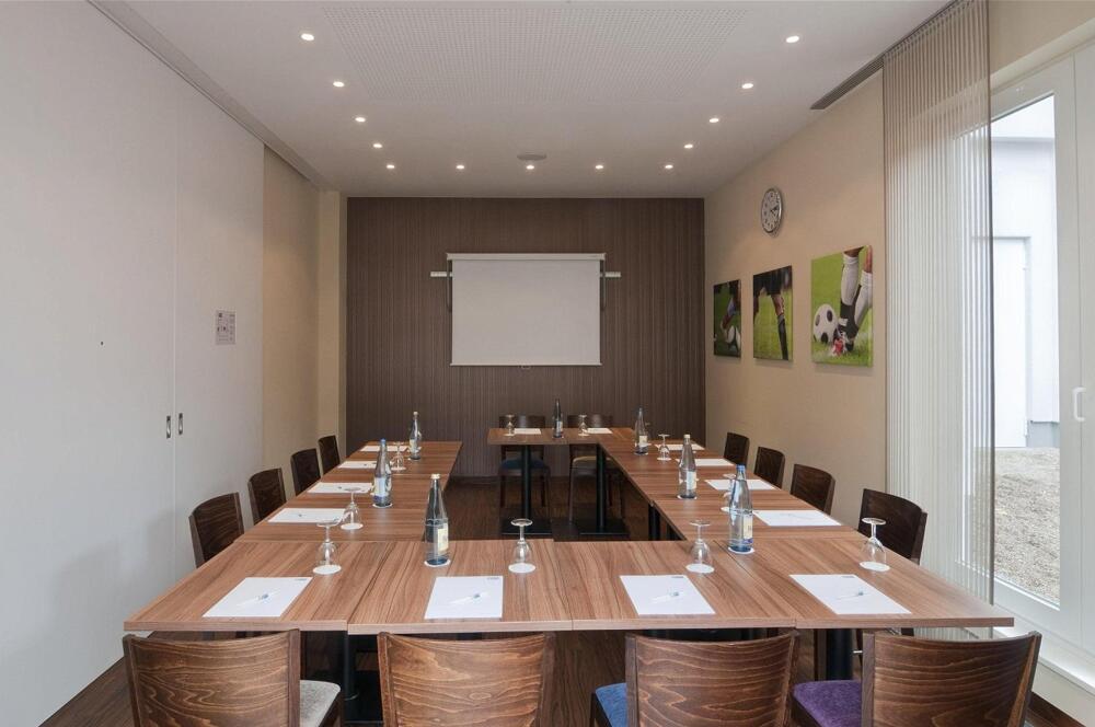 Photo – Hotel Premier Inn Hamburg City Millerntor
