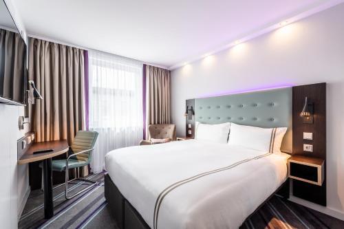 Room – Hotel Premier Inn Hamburg City Millerntor