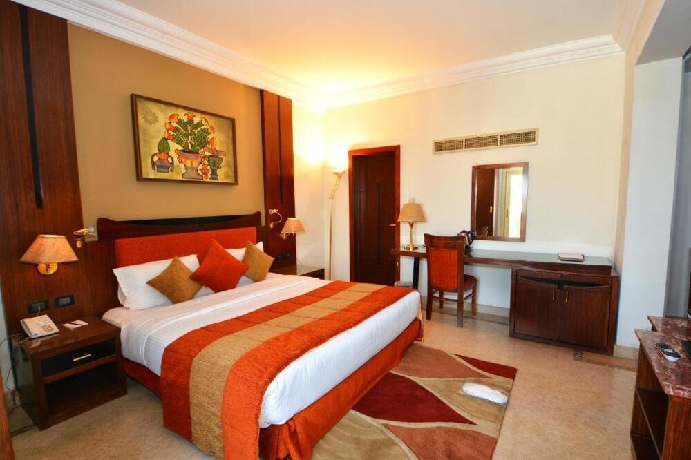 Foto de una habitación de Aracan Eatabe Luxor Hotel