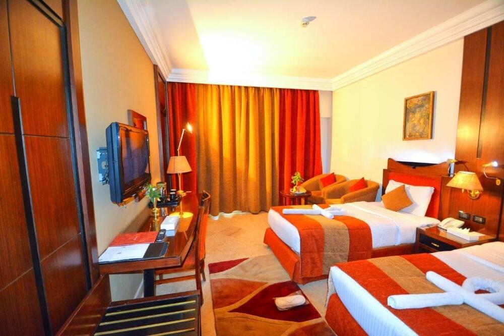Foto de una habitación de Aracan Eatabe Luxor Hotel
