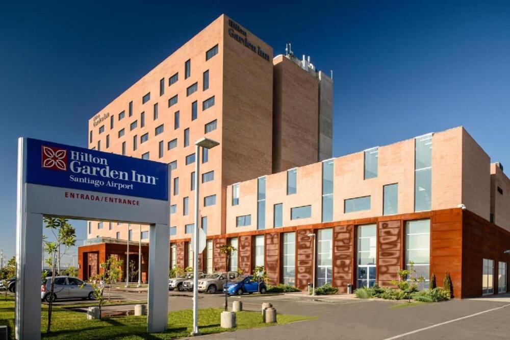 Foto del exterior de Hotel Hilton Garden Inn Santiago Airport