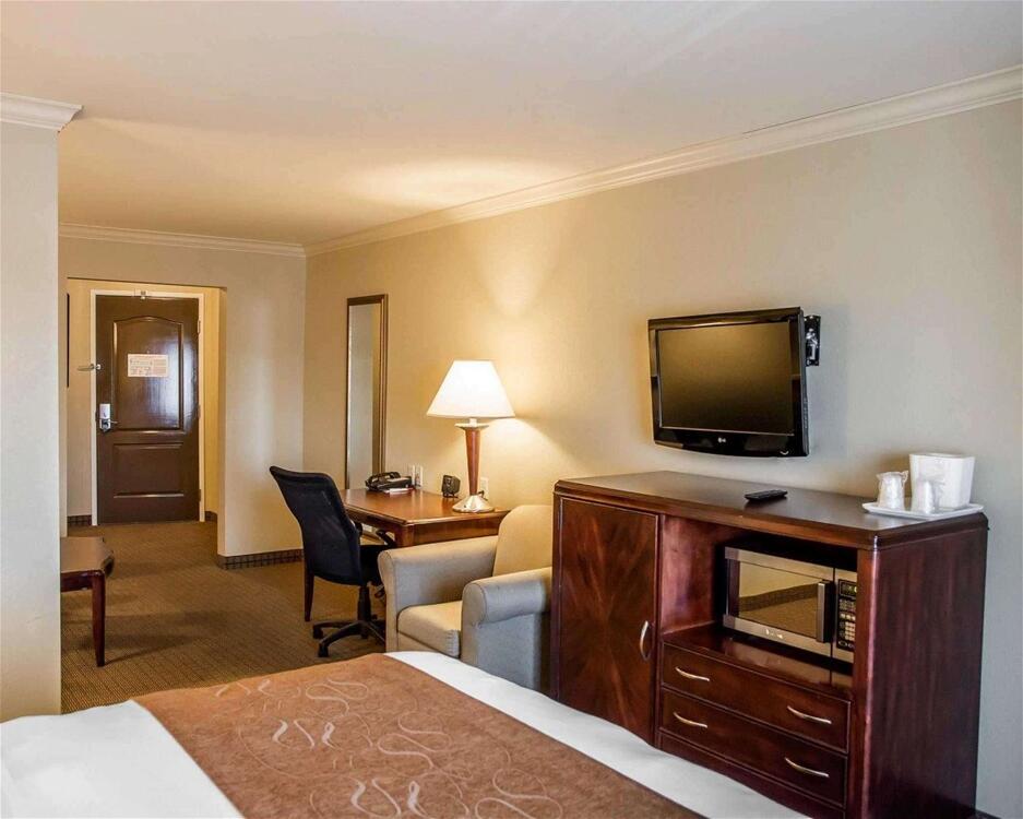 Foto de una habitación de Hotel Comfort Suites Cincinnati North