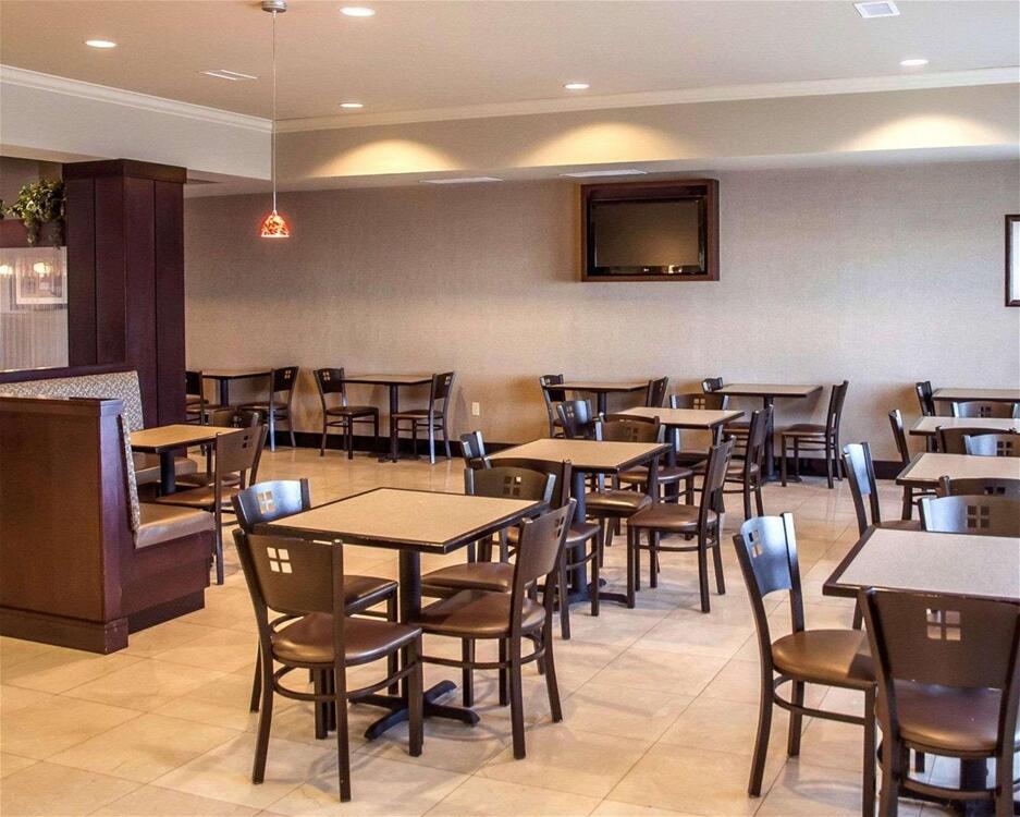 Foto de los servicios de Hotel Comfort Suites Cincinnati North