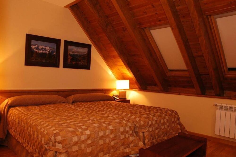 Foto de una habitación de Hotel &amp;amp; Restaurante Peña