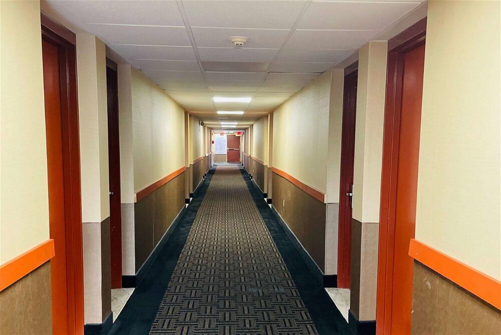 Foto de las zonas nobles de Hotel Super 8 by Wyndham Gloucester