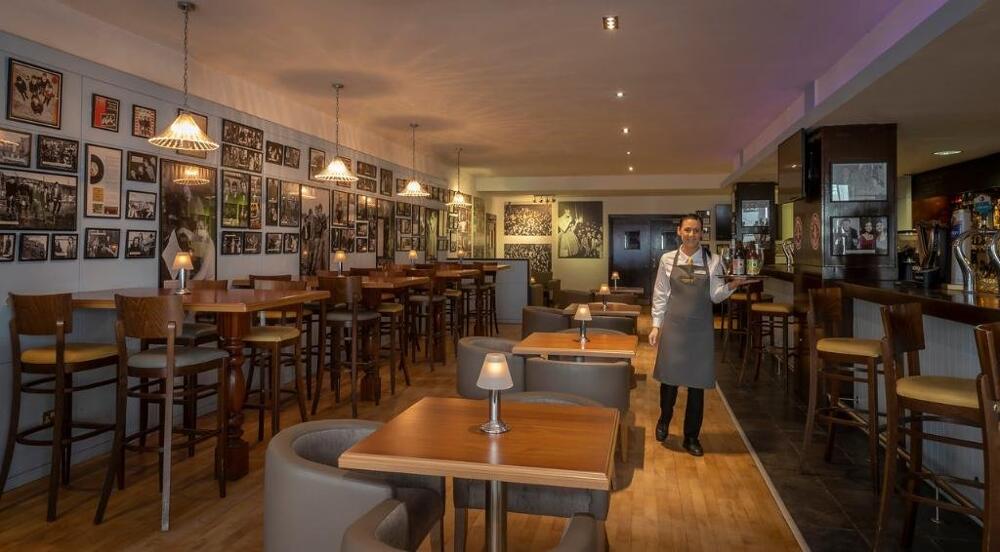 Foto de restauración de Maldron Hotel Derry