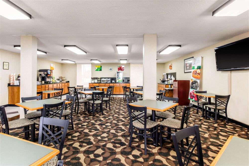 Foto de restauración de Hotel Quality Inn Opryland Area