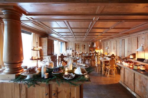 Foto de restauración de Hotel Mont Blanc Megève