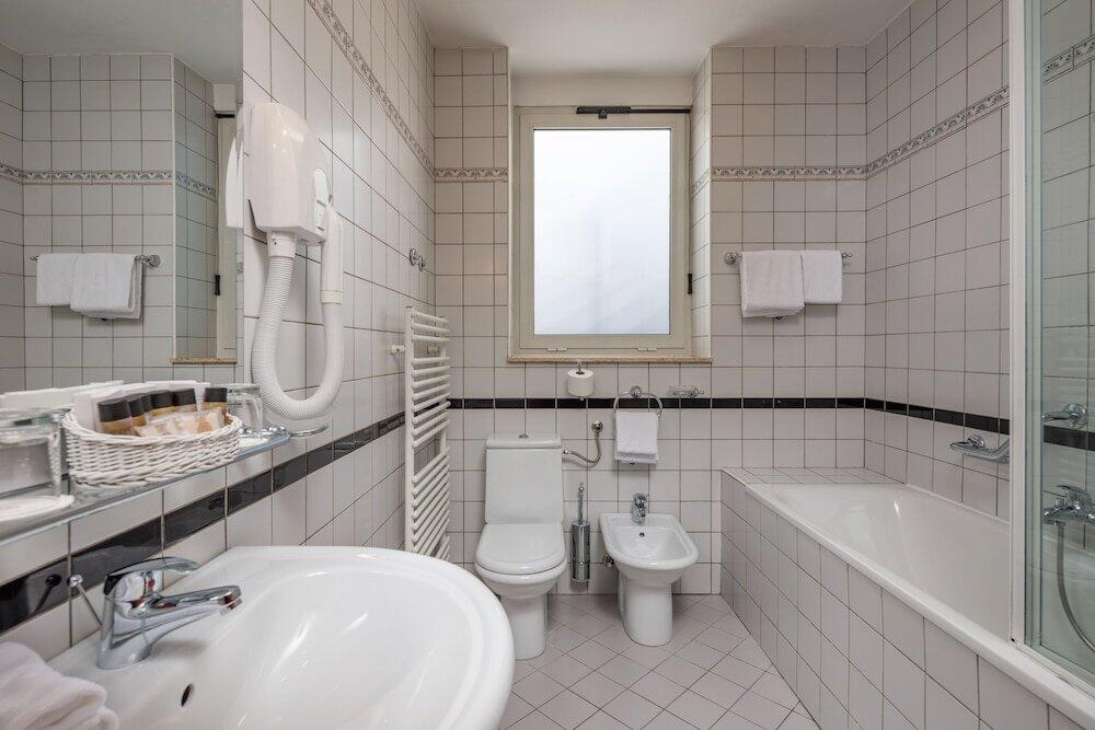 Foto del baño de Hotel Bonavia Plava Laguna
