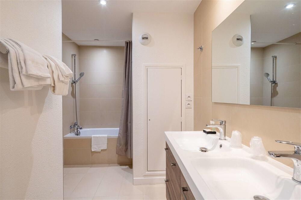 Foto del baño de Best Western Golf Hotel Lacanau