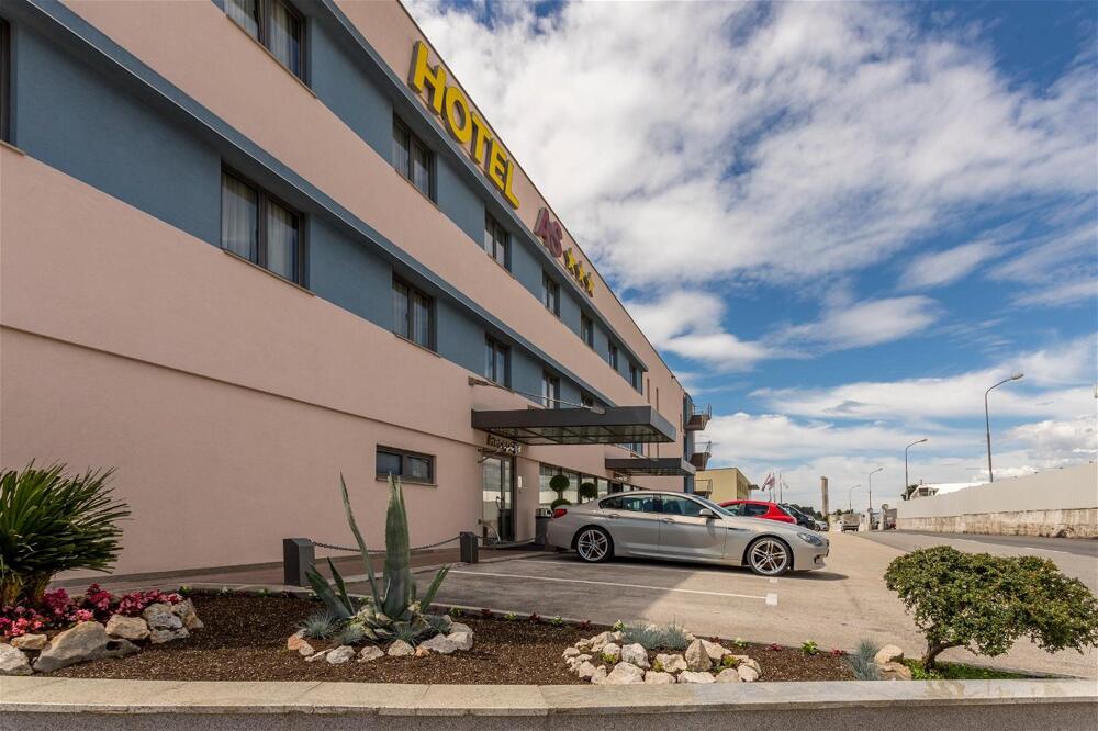 Foto del exterior de Hotel As