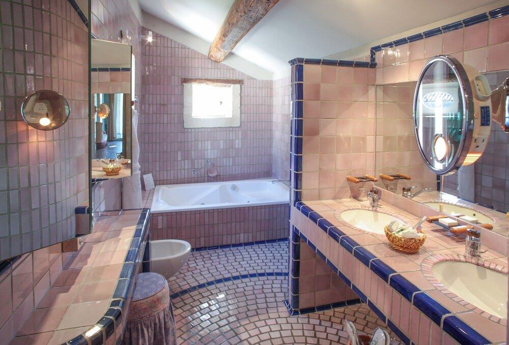 Foto del baño de Auberge De Noves Domaine Du Deves