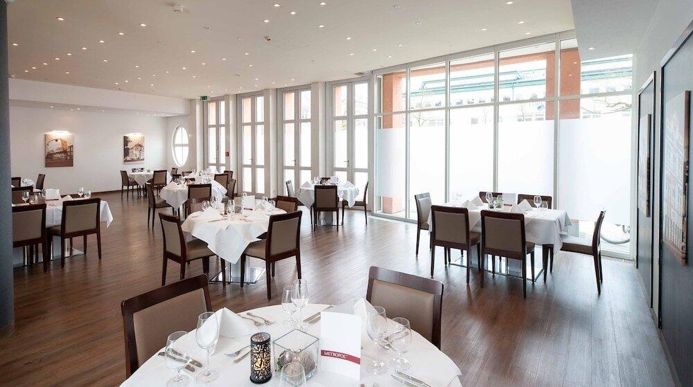 Foto de restauración de Hotel Metropol