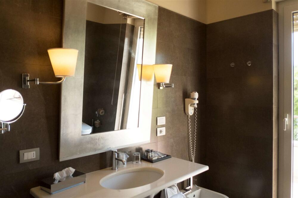Foto del baño de Best Western Villa Maria Hotel