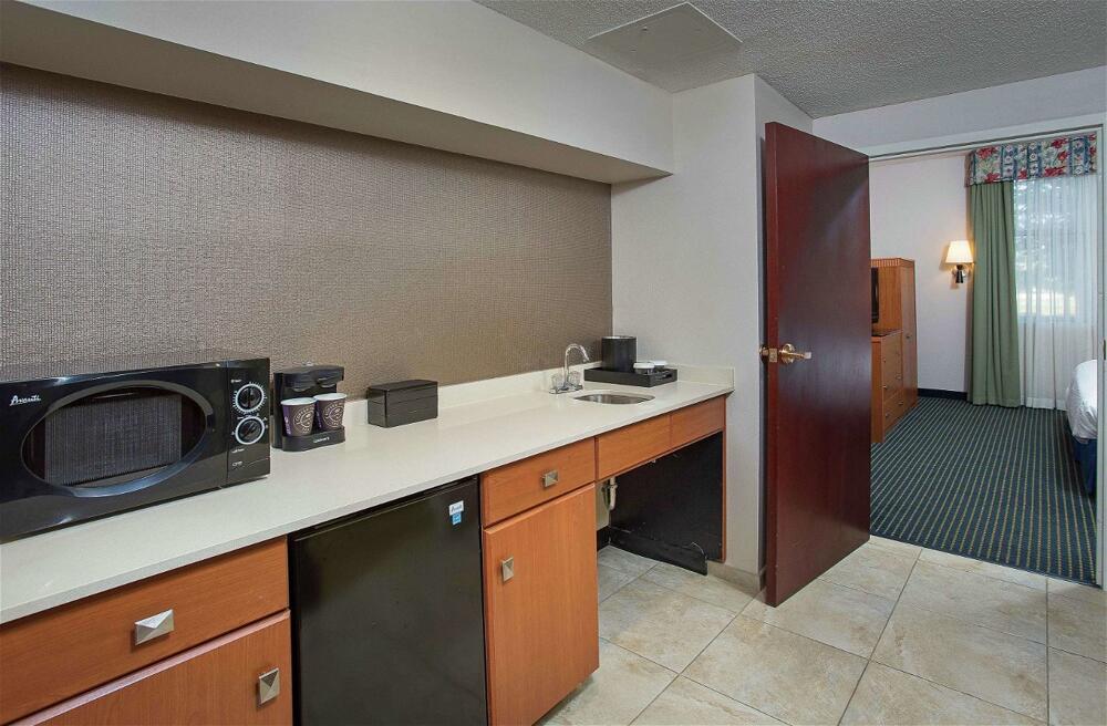 Foto de una habitación de Hotel Embassy Suites Lexington