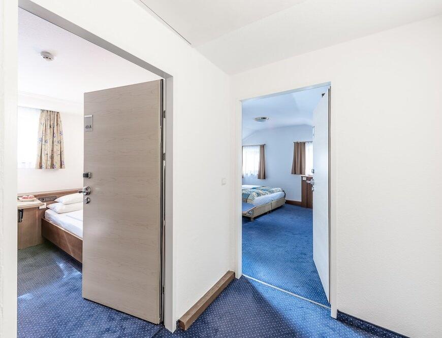 Foto de una habitación de Hotel Mondschein