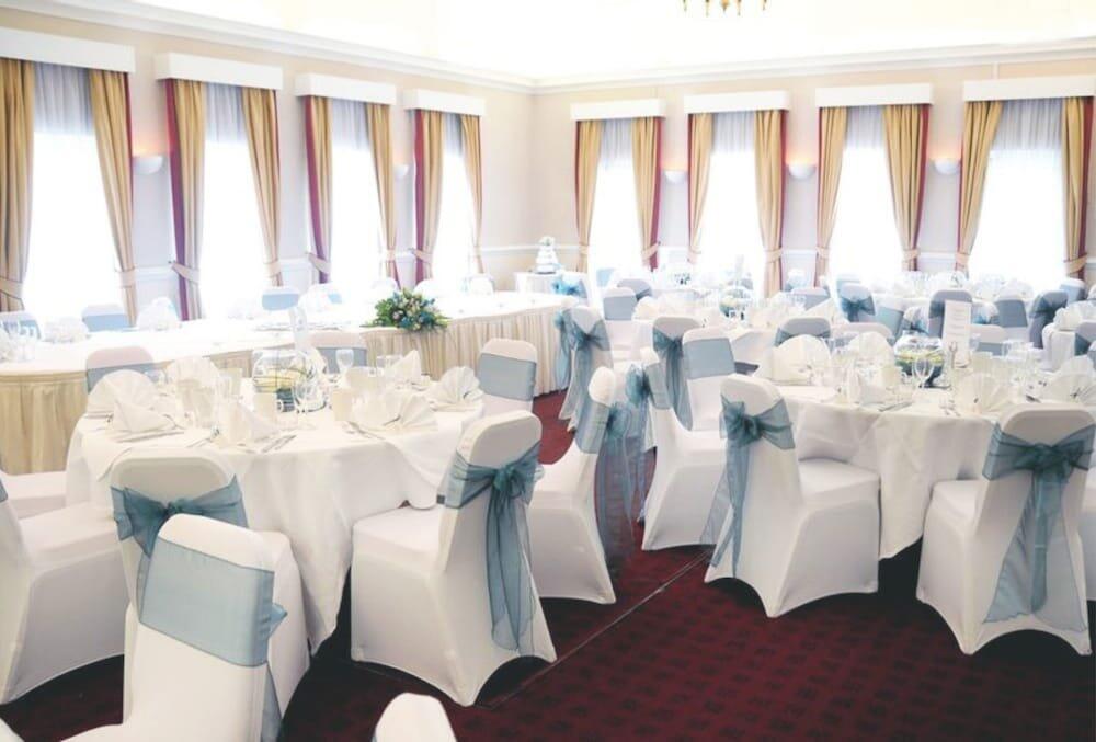 Foto de los servicios de Holiday Inn Ashford Central, an IHG Hotel