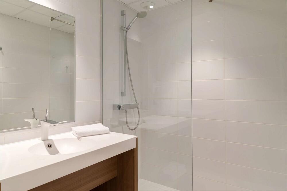 Foto del baño de The Originals Boutique, Hôtel Neptune, Montpellier Sud (Inter-Hotel)