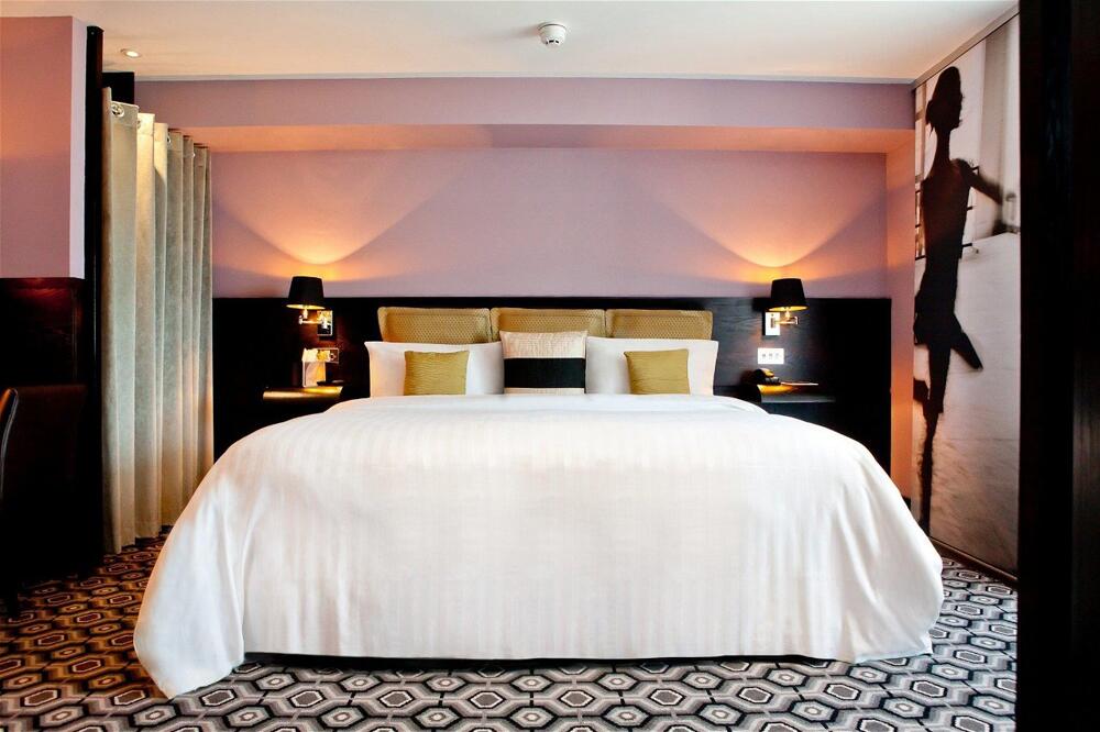 Foto de una habitación de The Vincent Hotel