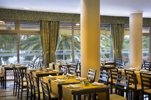Foto de restauración de Aminess Grand Azur Hotel