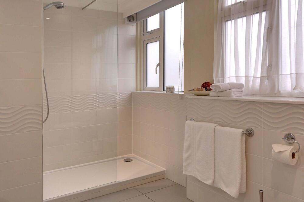 Foto del baño de Best Western Royal Hotel