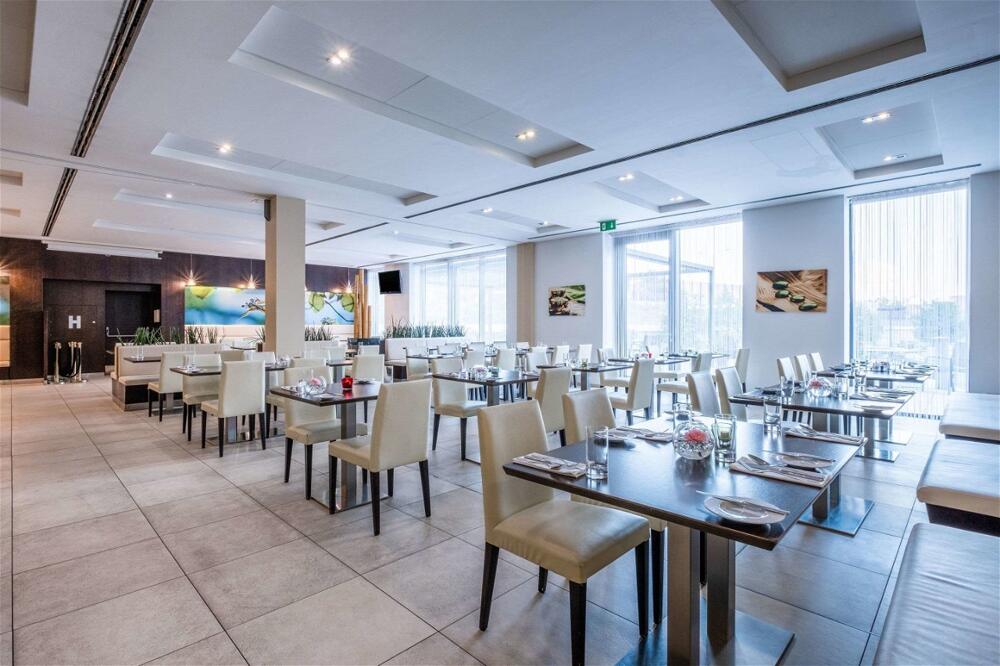Foto de restauración de Quality Hotel Ostrava City