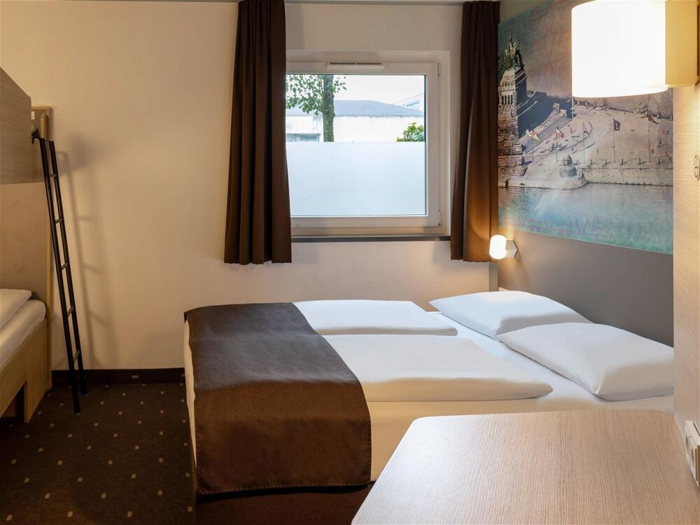 Foto de una habitación de B&amp;amp;B Hotel Koblenz